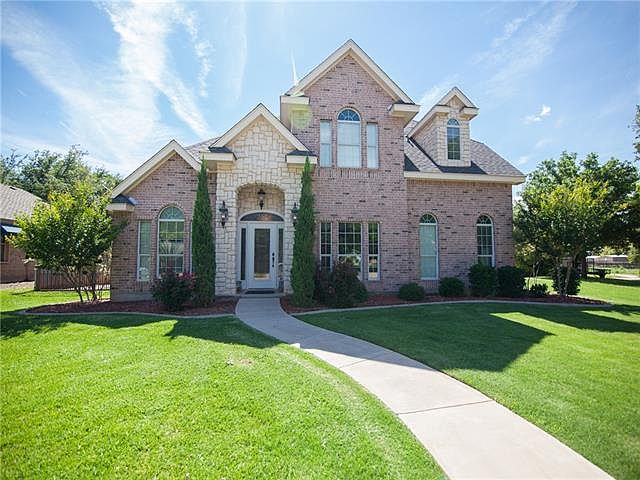1st image of 20 Lilac Cir
