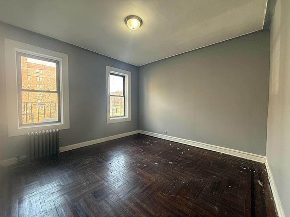 5th image of 158 Linden Blvd