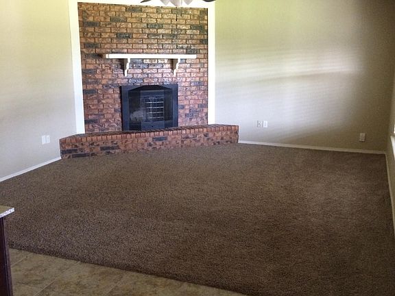 3rd image of 12340 Southgate Dr