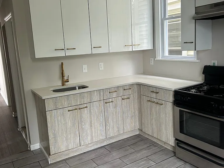 18 Winfield Ave #2 — Photo 7