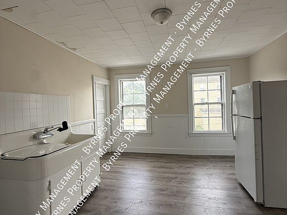 2nd image of 364 Hamilton St #2-R