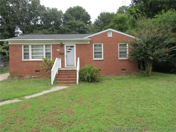 1011 Hall St, Sanford, NC 27330