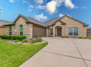 217 Watson St, Red Oak, TX 75154