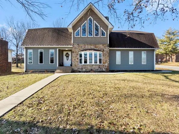 1555 Amblewood Dr, Cape Girardeau, MO 63701