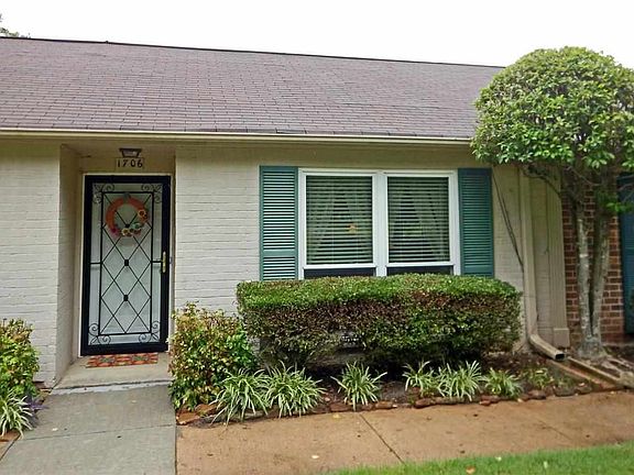 2nd image of 1706 Fiddlers Elbow Dr