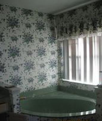 2nd image of 2501 Twin Springs Dr S