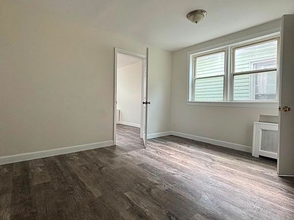 3rd image of 107 Van Nostrand Ave #2A