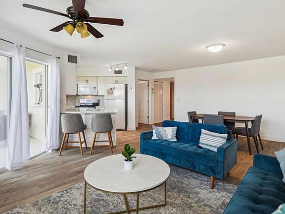 2nd image of 441 Quail Forest Blvd APT 308