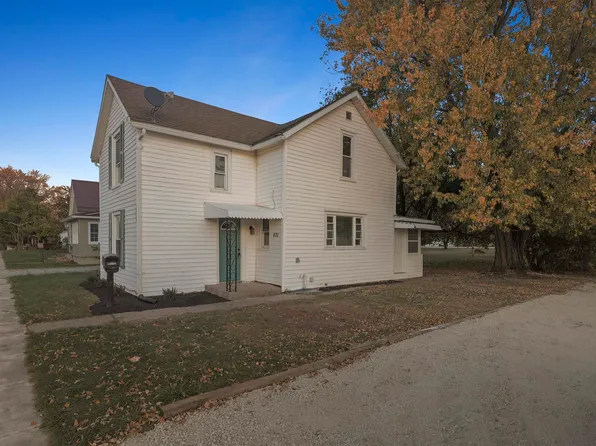421 W Whitley St, Churubusco, IN 46723