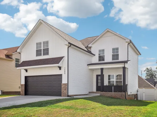 1680 Heritage Dr, Clarksville, TN 37043