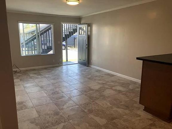 2nd image of 3010 Glendora St APT B
