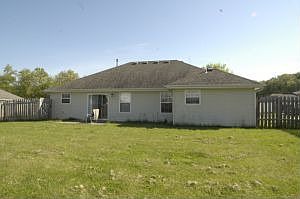 3rd image of 705 Stillwater Dr