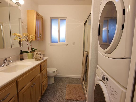 5th image of 1360 La Bella Ave #B