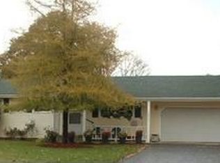 10365 N Durkee Rd, Grafton, OH 44044
