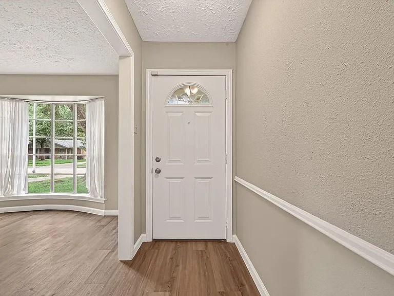 1519 Hitherfield Dr — Photo 20