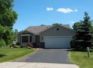 11514 Lakeside Ct N, Champlin, MN 55316