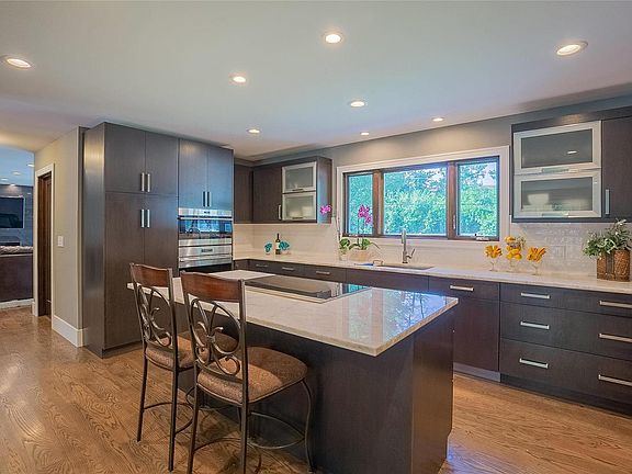 5th image of 12512 Whispering Hills Ln