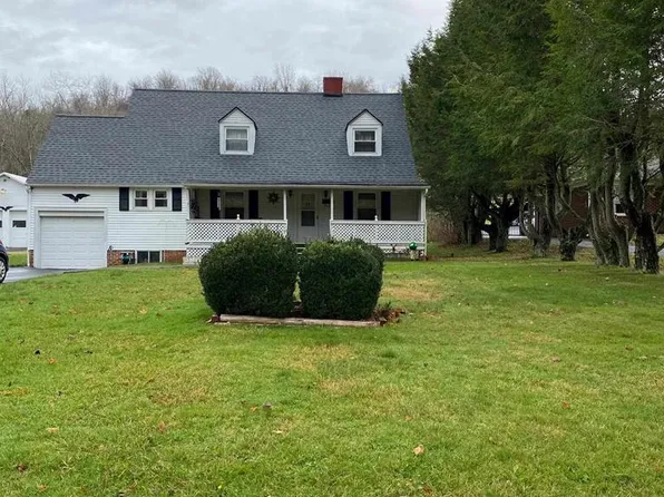 562 Fairground Rd, Tazewell, VA 24651