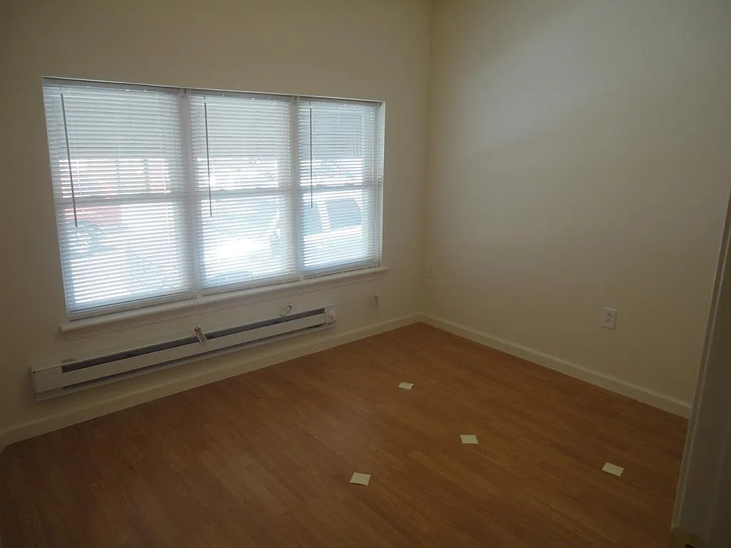 2 bed, $1,450 — Photo 4
