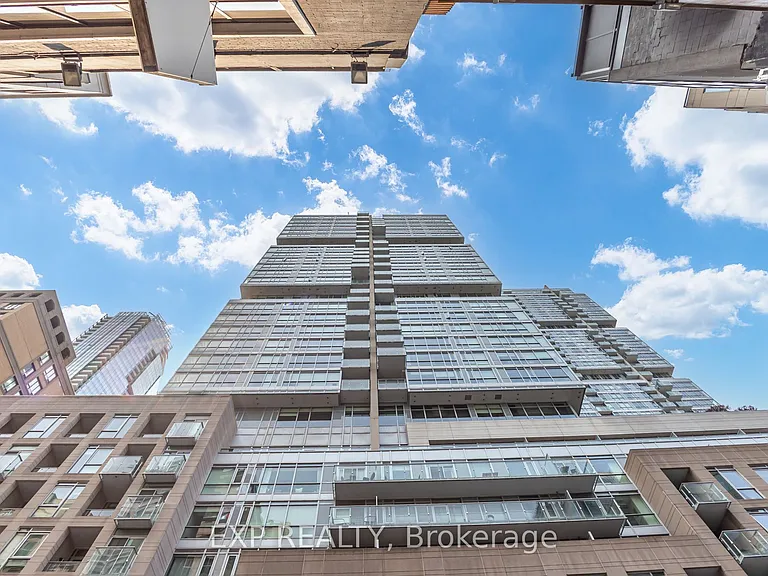 199 Richmond St W #303 — Photo 2
