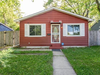 2302 Gilead Ave, Zion, IL, 60099
