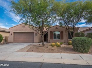 8612 N Moonfire Dr, Tucson, AZ 85743