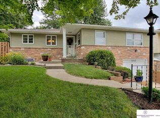 3015 S 44th St, Omaha, NE 68105