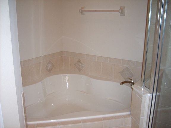 Large Tub in Master Bedroom/ Shower area detached