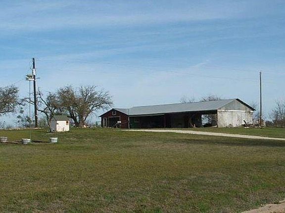 4th image of 1400 County Road 250
