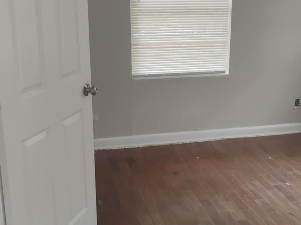 jacksonville-florida-154636371 picture