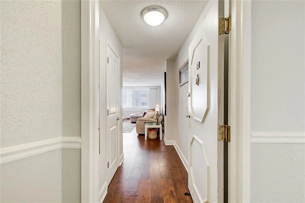 1 bed, 1.0 bath, 837 sqft, $1,750 — Photo 1
