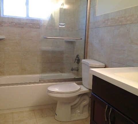 4th image of 120 W 23rd St