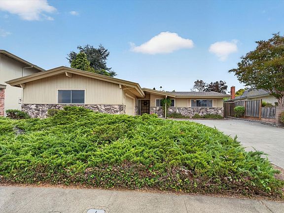 4th image of 130 Palomar Lane