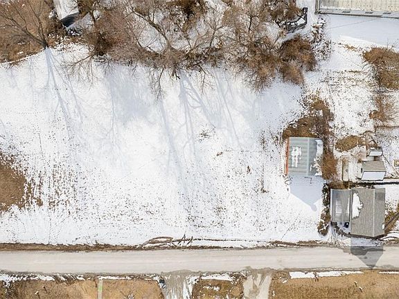 2nd image of SE 3rd St