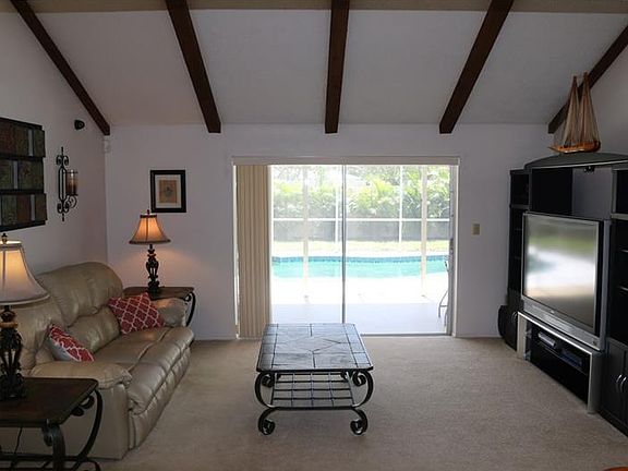 4th image of 6533 Waterford Cir