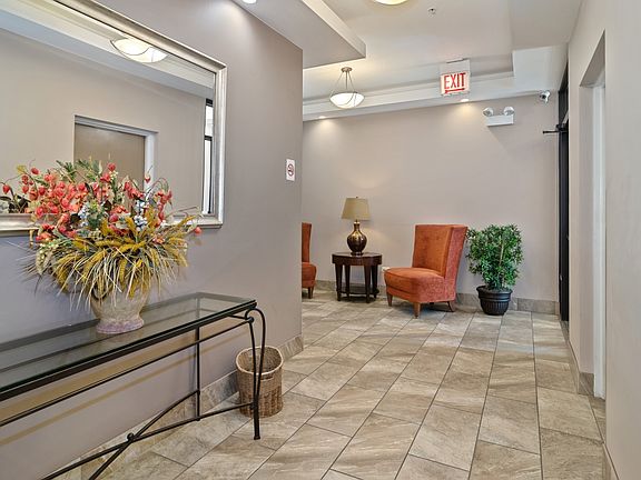 2nd image of 6444 W Belmont Ave APT 208