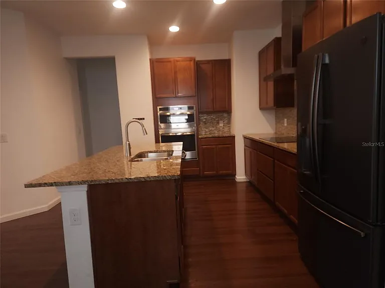 3230 Stratton Cir — Photo 11