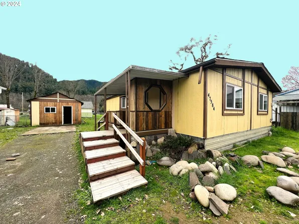 47584 Cline St, Oakridge, OR 97463