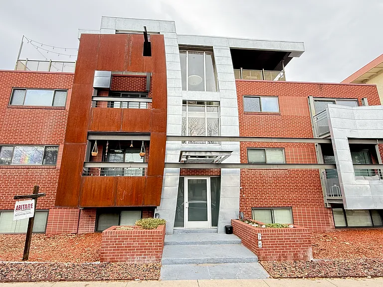 75 N Emerson St #101 — Photo 20