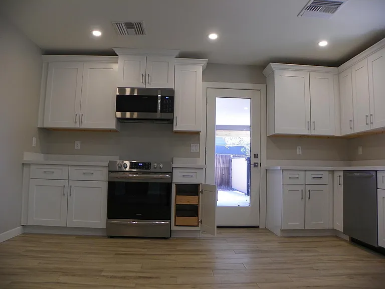 8337 E Meadowbrook Ave — Photo 6