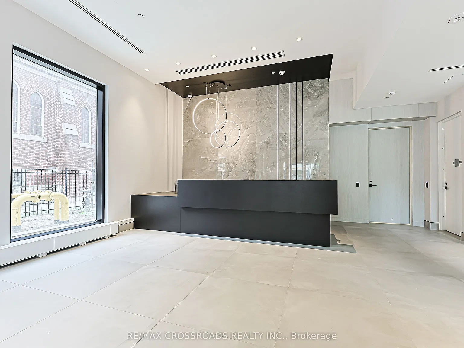 3 bed, $5,350 — Photo 2