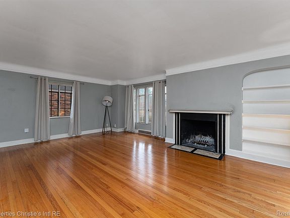 4th image of 16814 Edinborough Rd