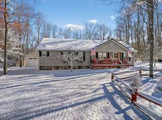 701 Charter Hills Rd, Banner Elk, NC 28604