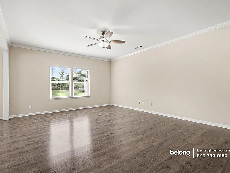 439 Tayberry Ln — Photo 5