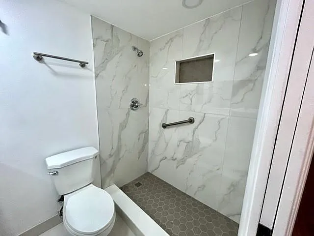 6100 NW 44th St #302 — Photo 19