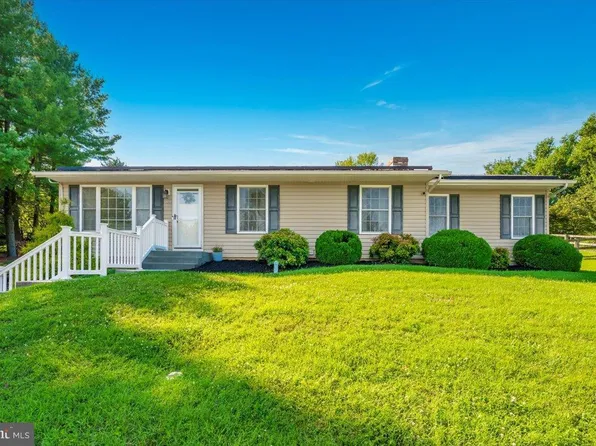 4102 Eyre Ct, Westminster, MD 21157