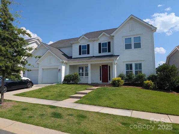 851 Bee Balm Trl, Fort Mill, SC 29708
