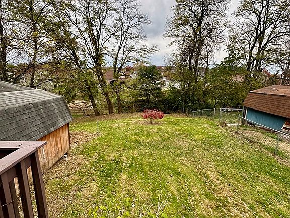 3rd image of 153 Carolina Ave