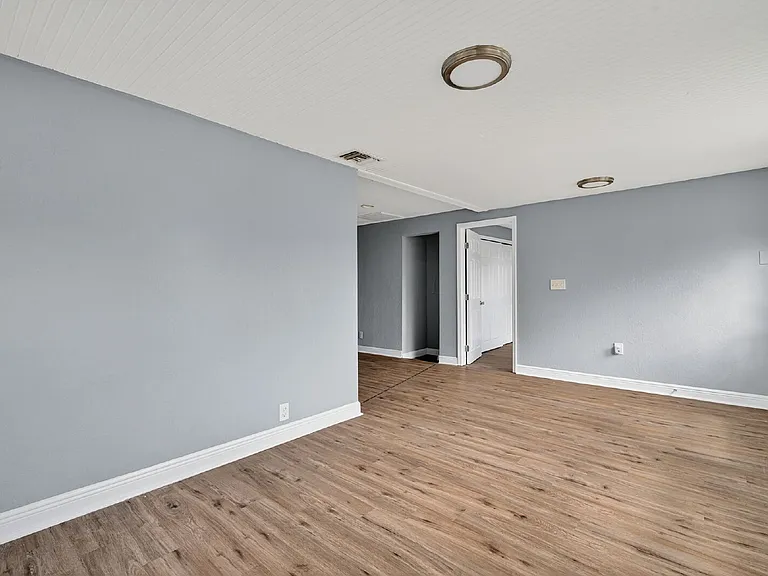 5801 Virginia Ave — Photo 12