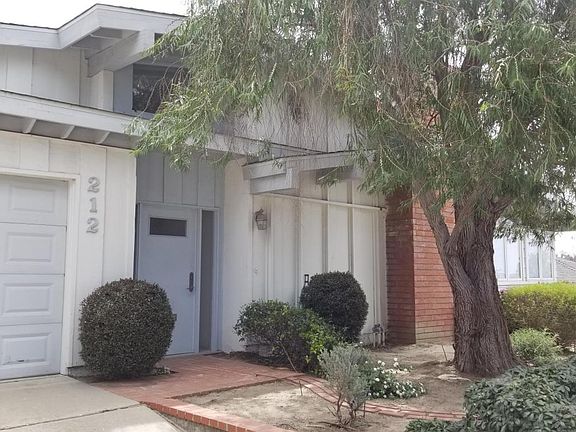 2nd image of 212 Teloma Dr